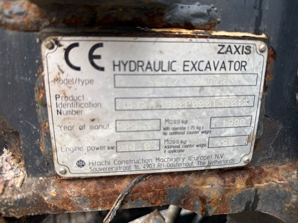 hitachi-zx-17-u-2,79b3e28a.jpg