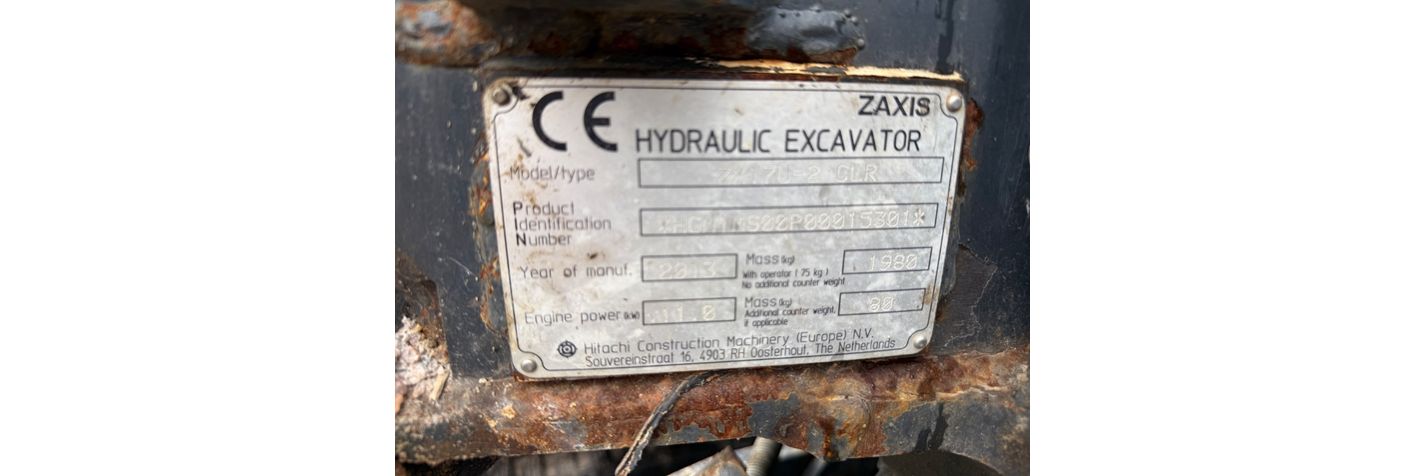 hitachi-zx-17-u-2,79b3e28a.jpg