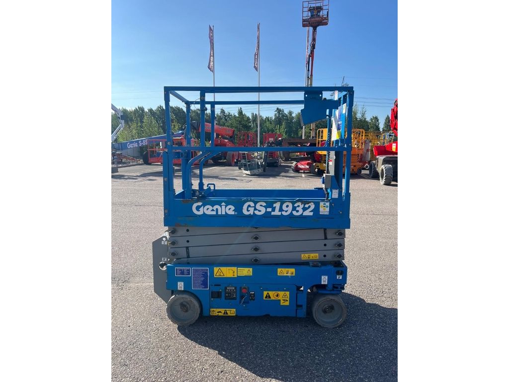 genie-gs-1932,05721f85.jpg