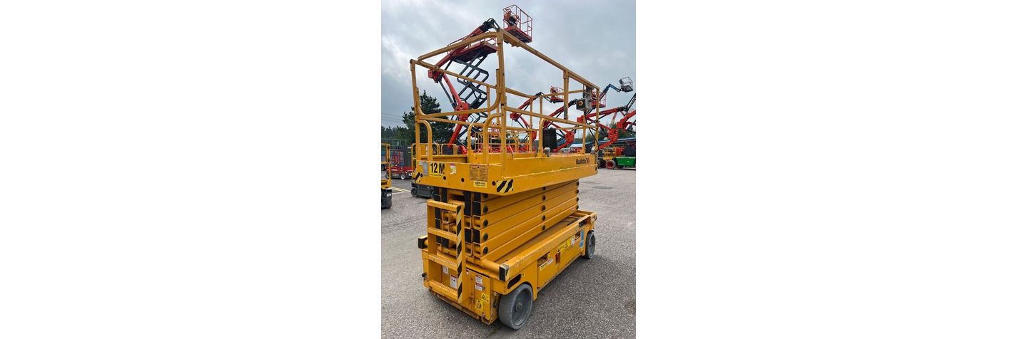 haulotte-compact-14,0b32f6db.jpg