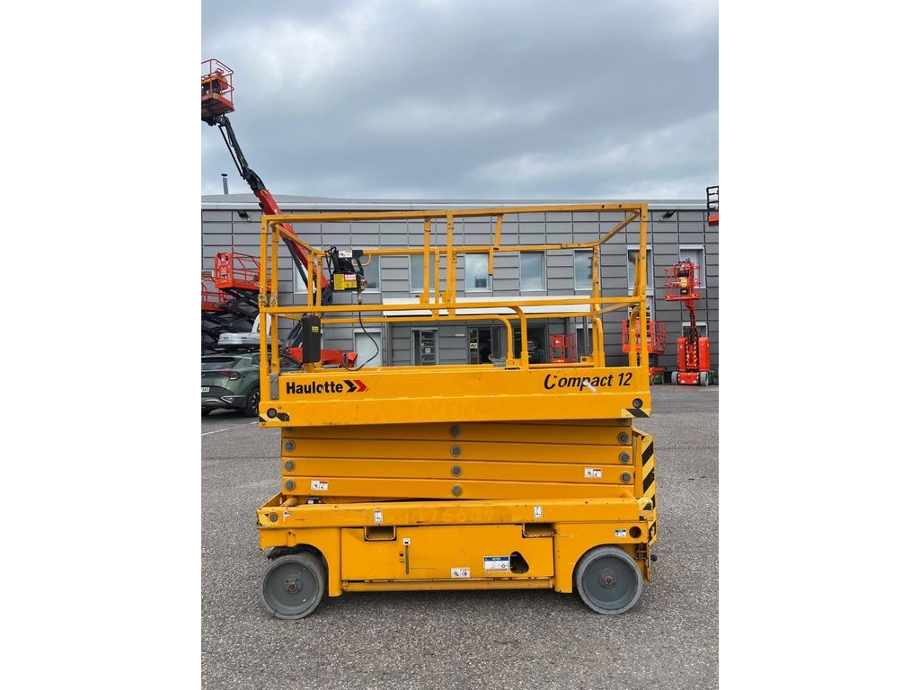 haulotte-compact-12,bae9b92e.jpg
