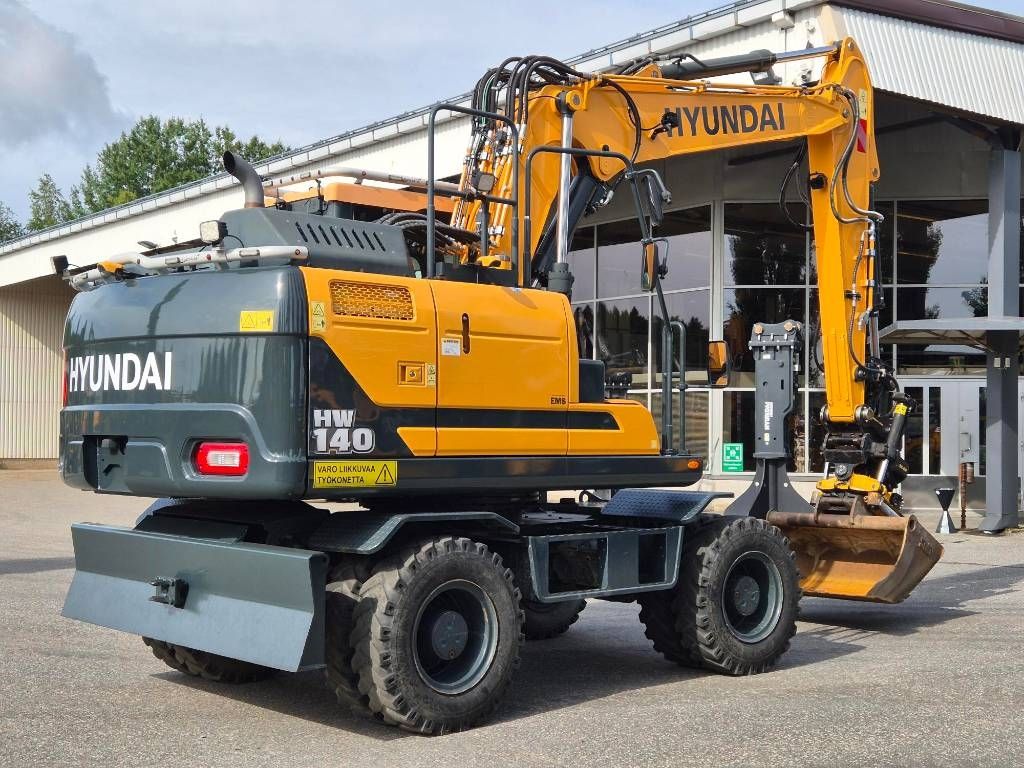 hyundai-hw-140,577af477.jpg