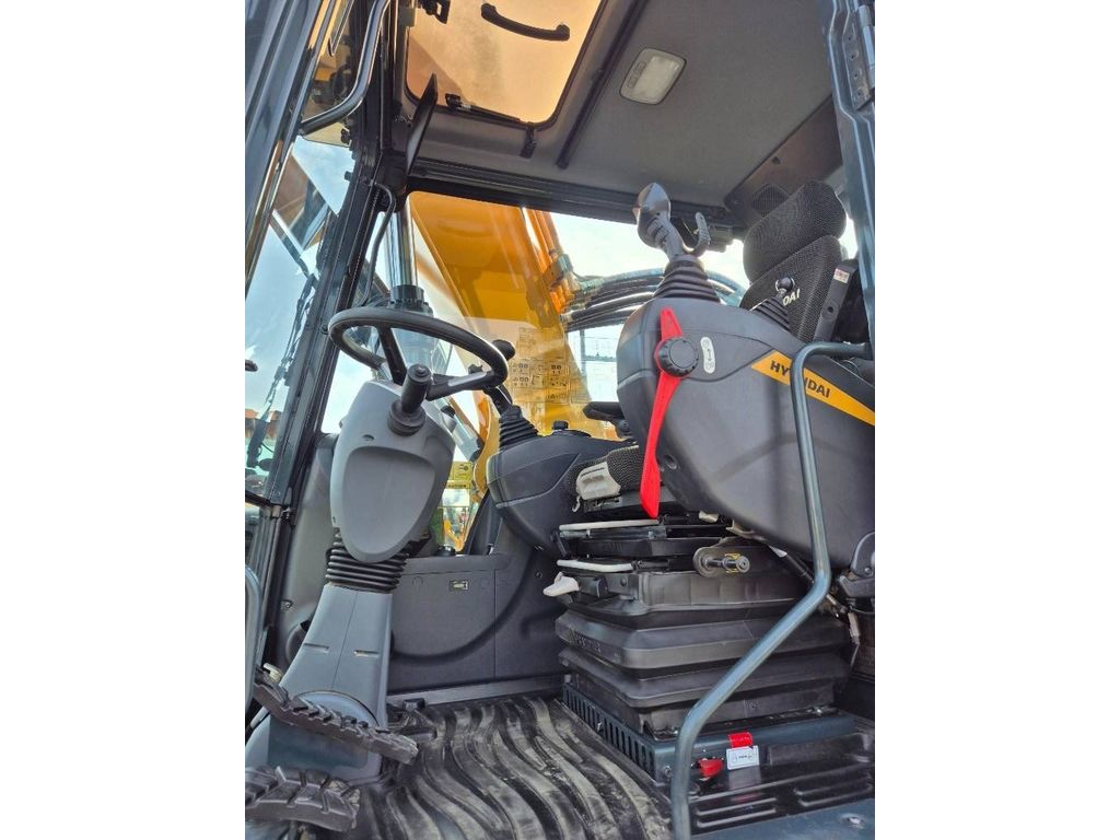 hyundai-hw-140,0093cbbf.jpg