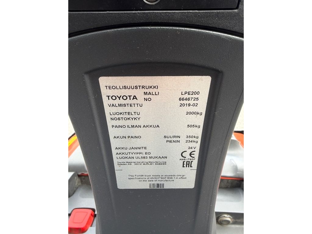 toyota-lpe200-li-ion,fd43b0ae.jpg
