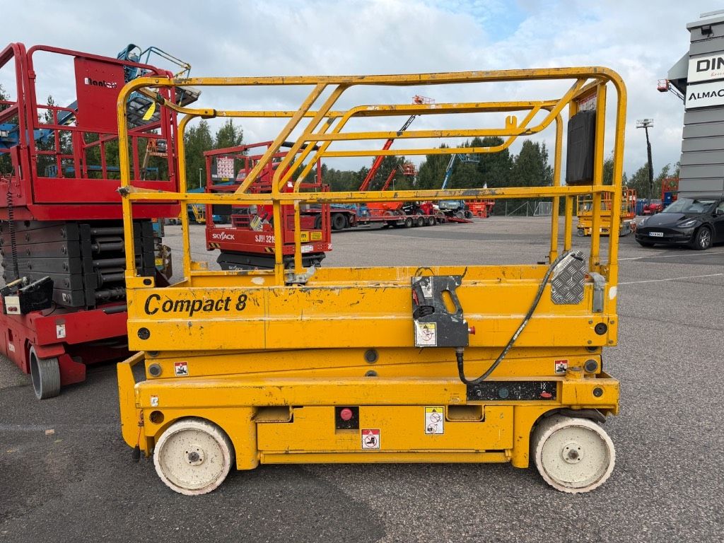 haulotte-compact-8,1070e76e.jpg