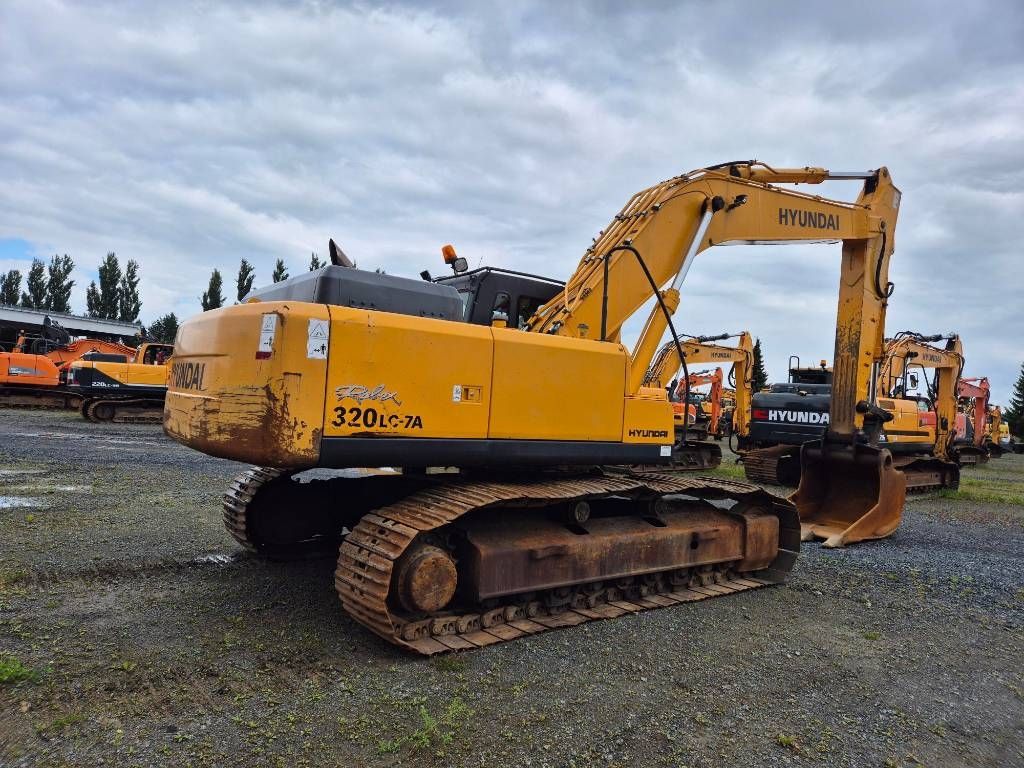 hyundai-r-320-lc-7a,4ae79ed7.jpg