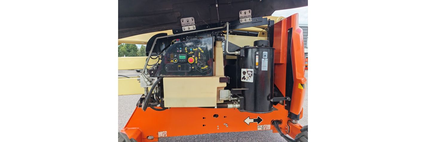 jlg-520-aj,90ac5e85.jpg