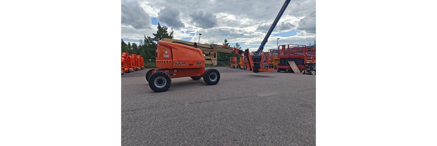 jlg-520-aj,a9220557.jpg
