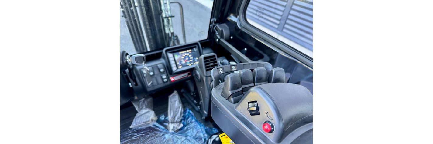 hyundai-35dn-9v,ff3f28e4.jpg