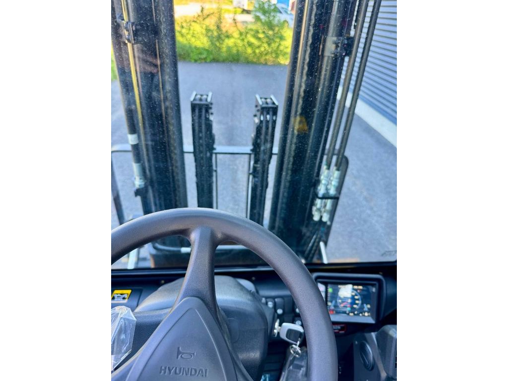 hyundai-35dn-9v,922e86b2.jpg