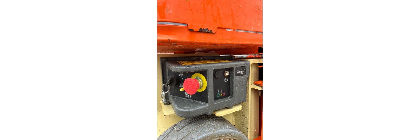 jlg-1230-es,e254e9d5.jpg