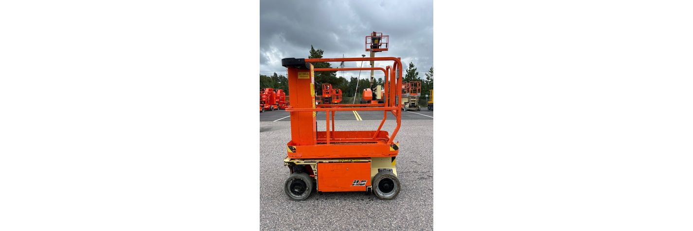 jlg-1230-es,f3ef5036.jpg