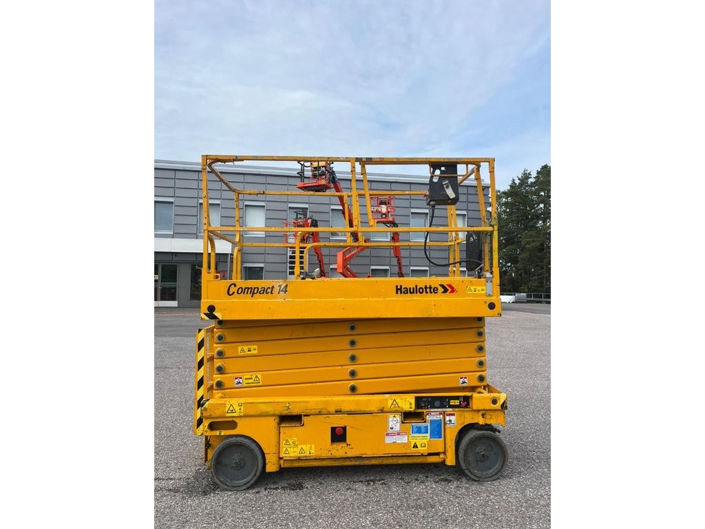 haulotte-compact-14,d145261a.jpg