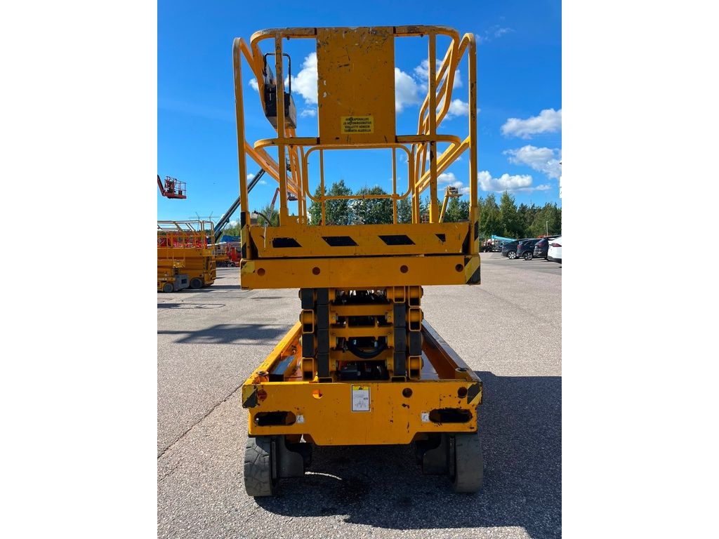 haulotte-compact-12,7fd4bdb2.jpg
