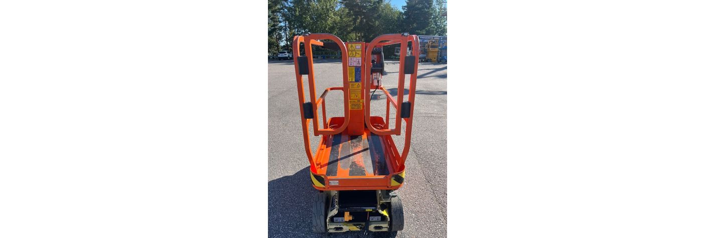 jlg-1230-es,5c596f20.jpg