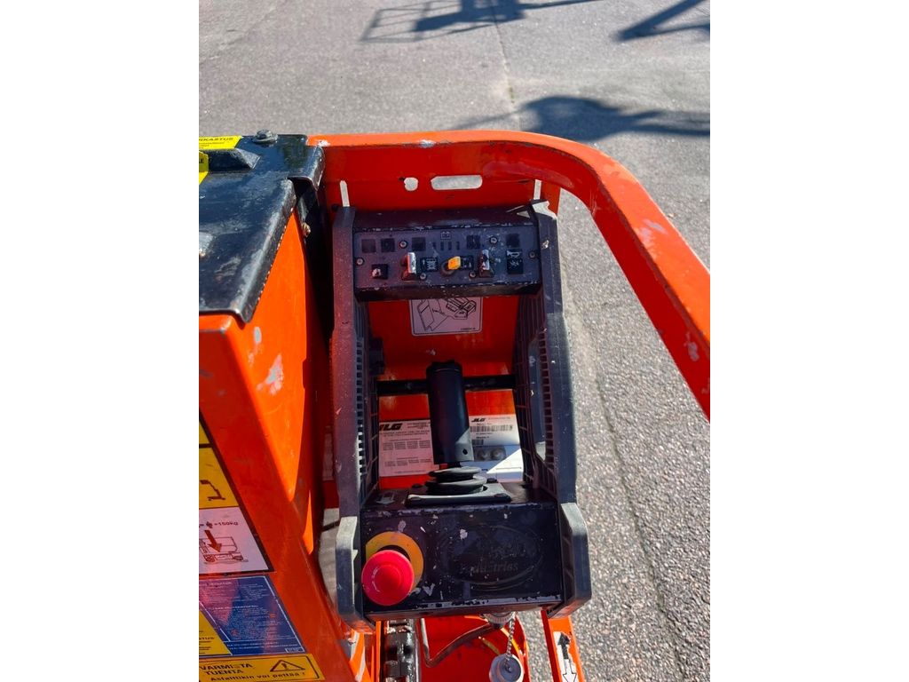 jlg-1230-es,357f96bb.jpg