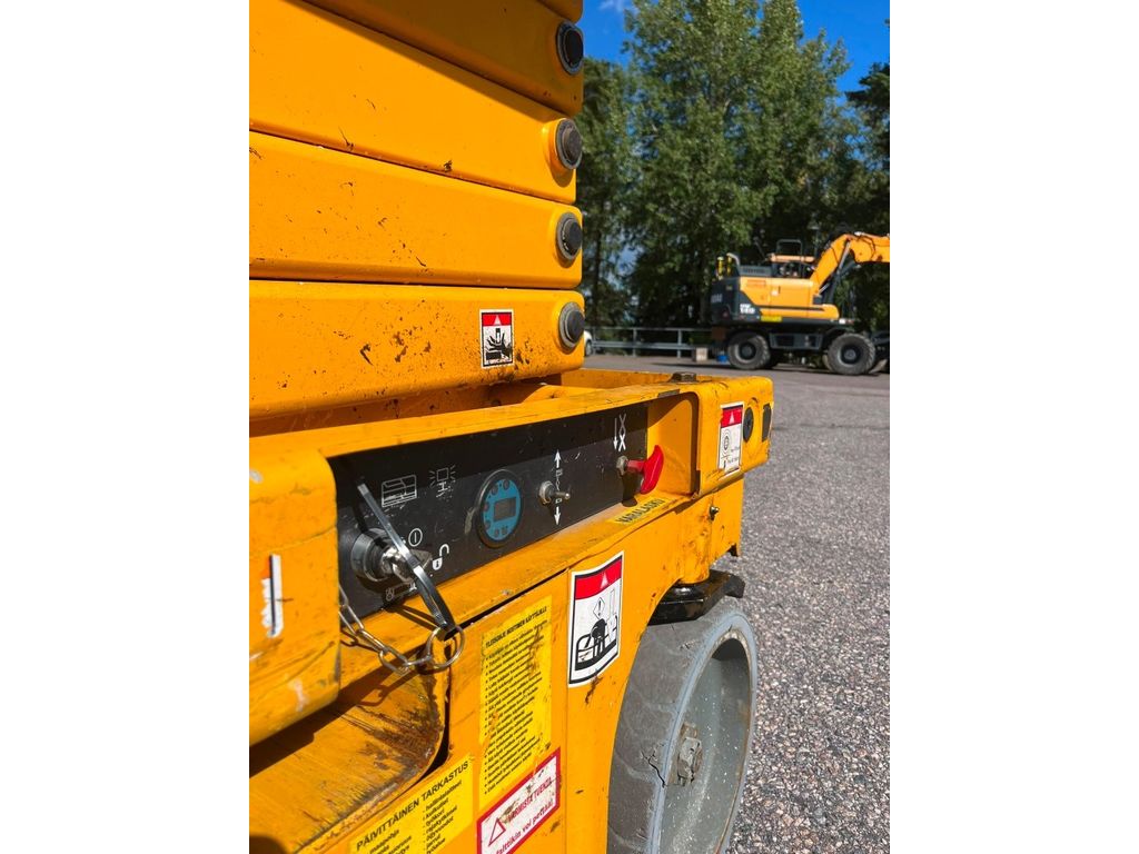 haulotte-compact-14,b68ab30b.jpg