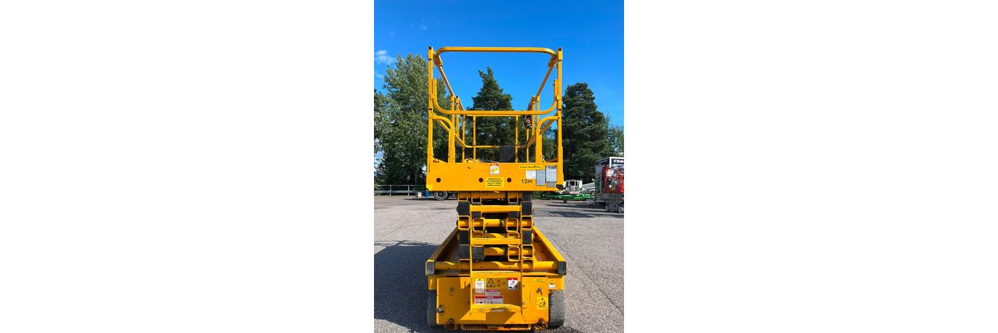 haulotte-compact-14,7cda1f7a.jpg