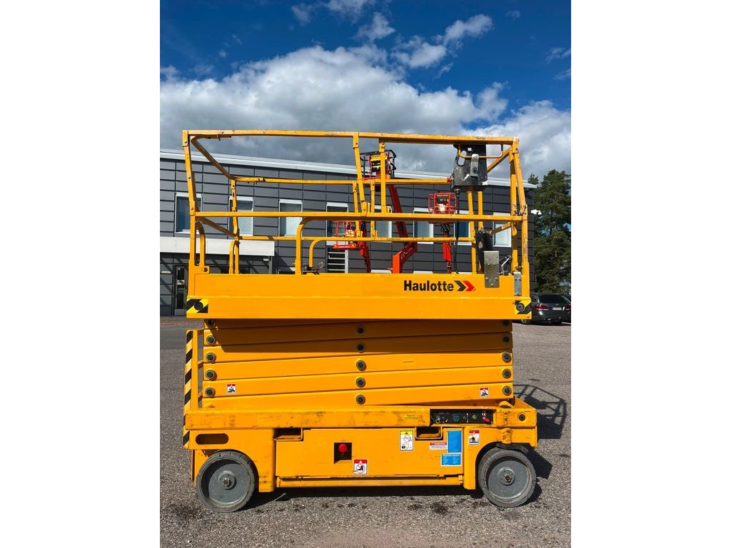 haulotte-compact-14,745f528c.jpg