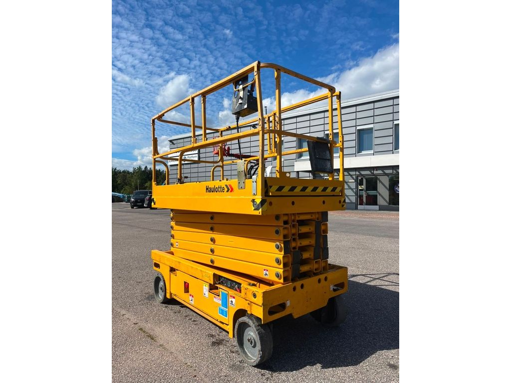 haulotte-compact-14,777c4c2b.jpg