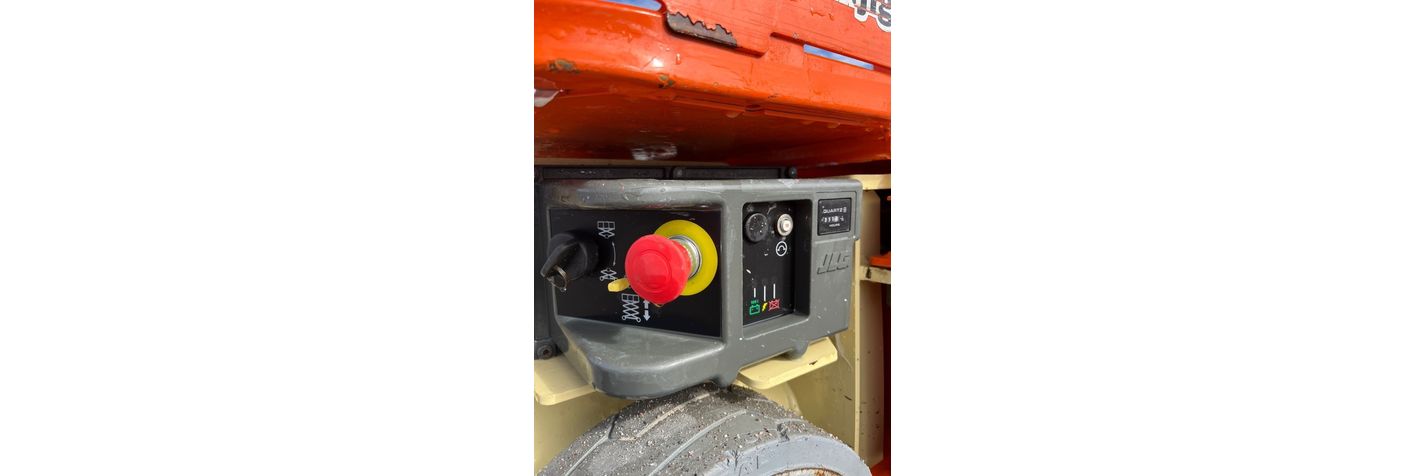 jlg-1230-es,5ebd845b.jpg