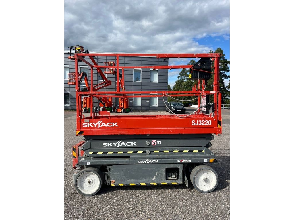skyjack-sj-3220,132cca07.jpg