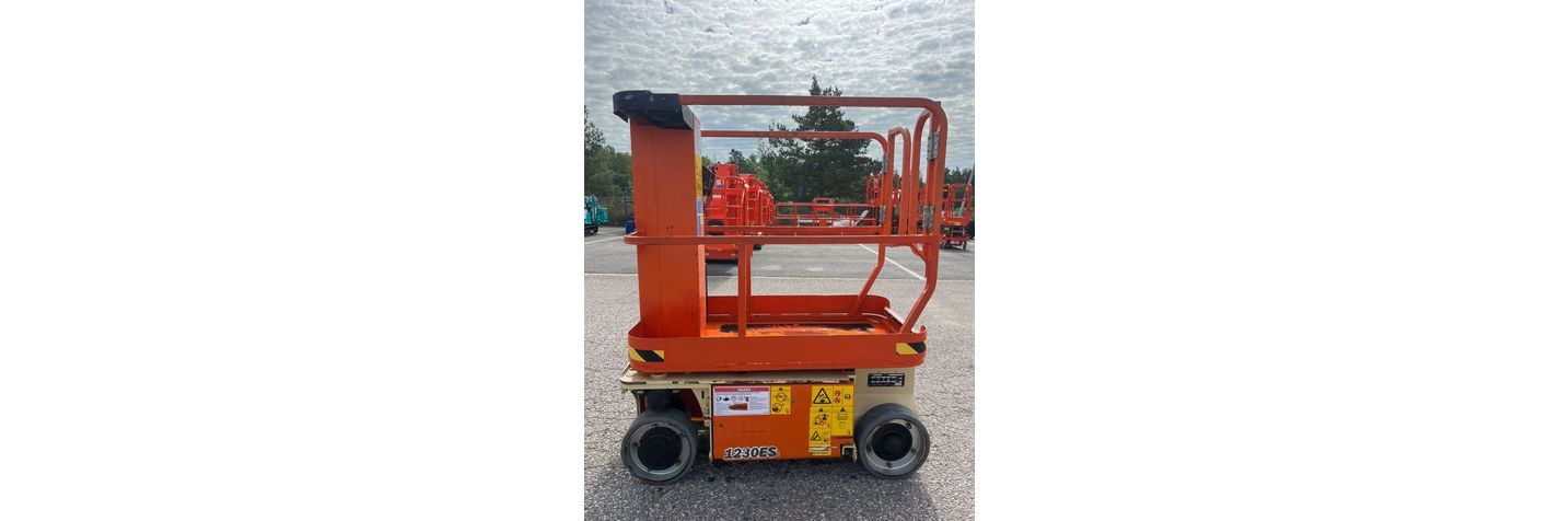 jlg-1230-es,e0c273f6.jpg