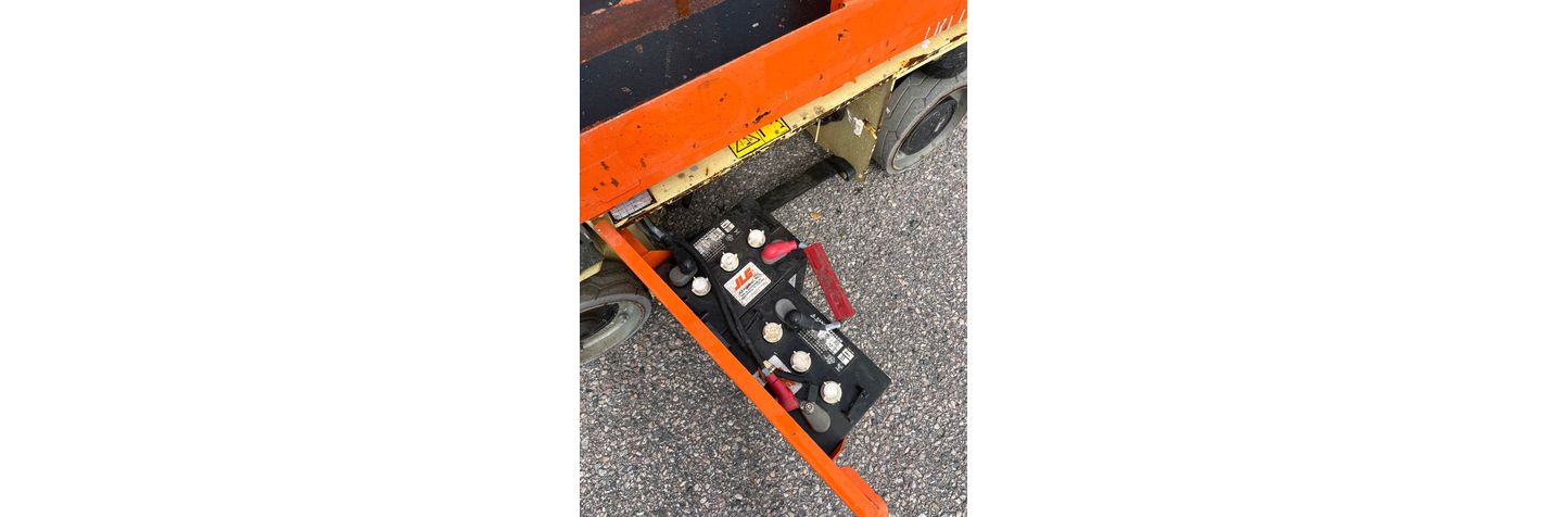 jlg-1230-es,5ce5af9d.jpg