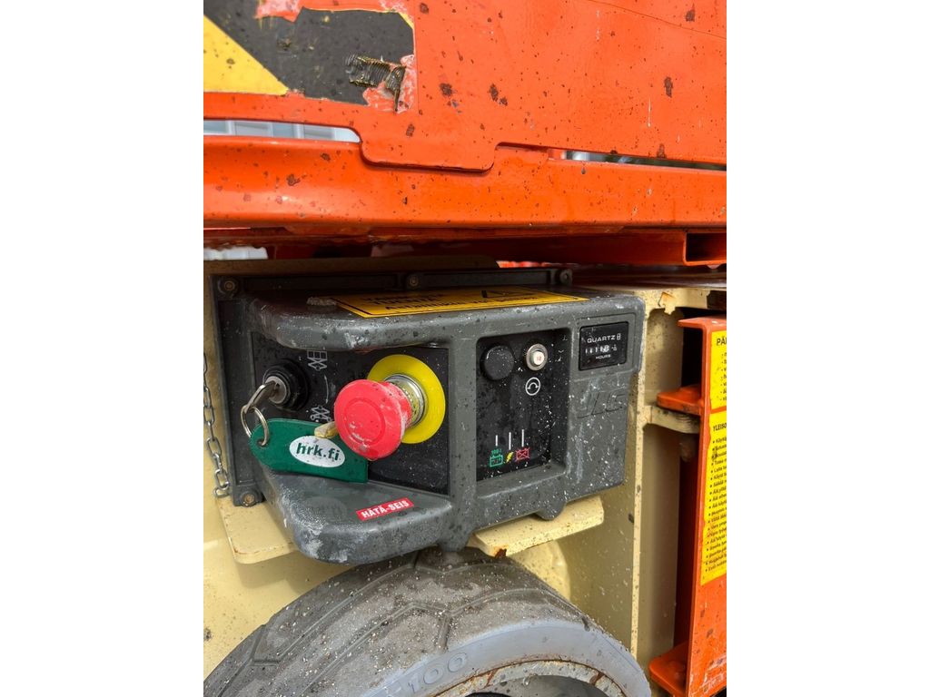 jlg-1230-es,c76021e4.jpg