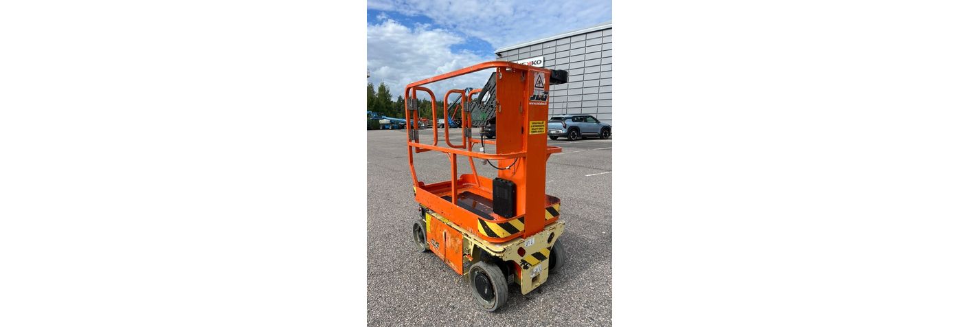 jlg-1230-es,3734a3e7.jpg