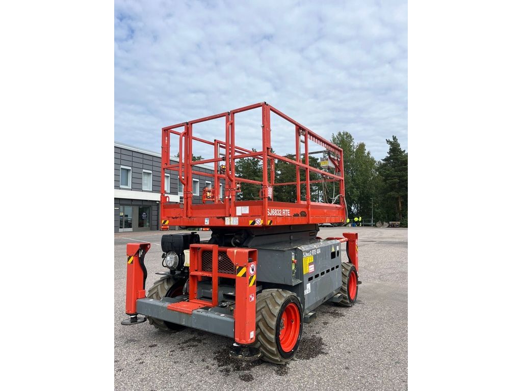 skyjack-sj-6832-rte,d05e2b89.jpg