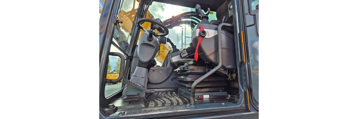hyundai-hw-180,6b195cbc.jpg