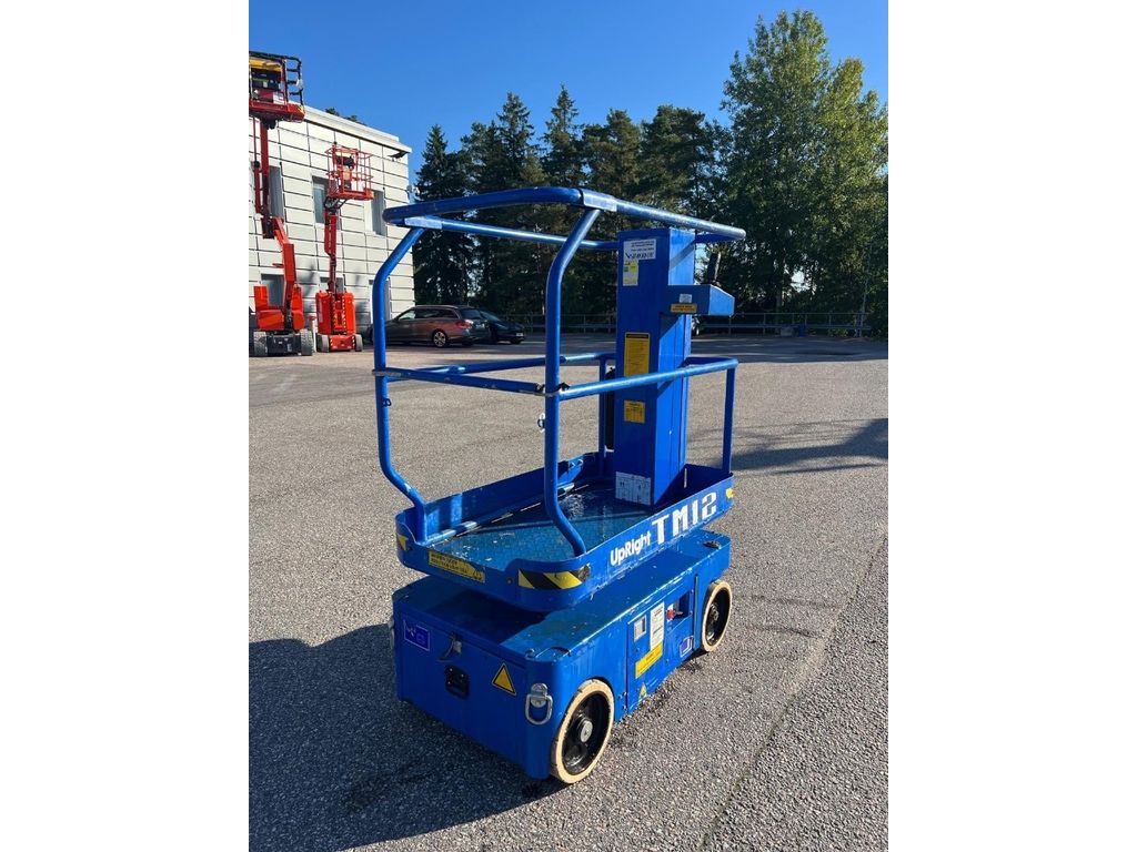 upright-tm12,a37f567b.jpg