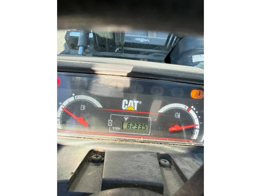 cat-dp-30-n,ce965b4e.jpg