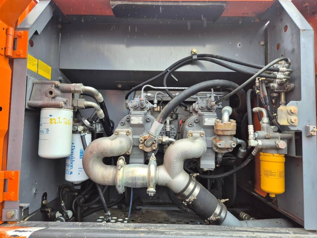 hitachi-zx-350-lc-3,1ee9806e.jpg