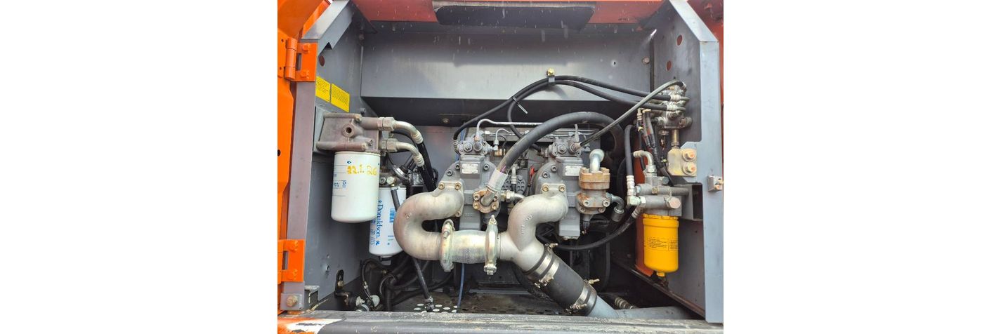 hitachi-zx-350-lc-3,1ee9806e.jpg