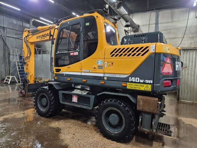 Hyundai R 140 W-9A