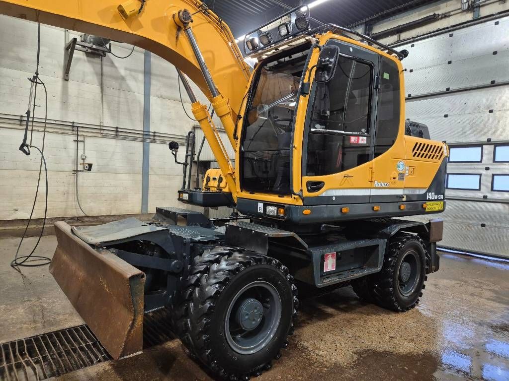 hyundai-r-140-w-9a,051ca9fe.jpg
