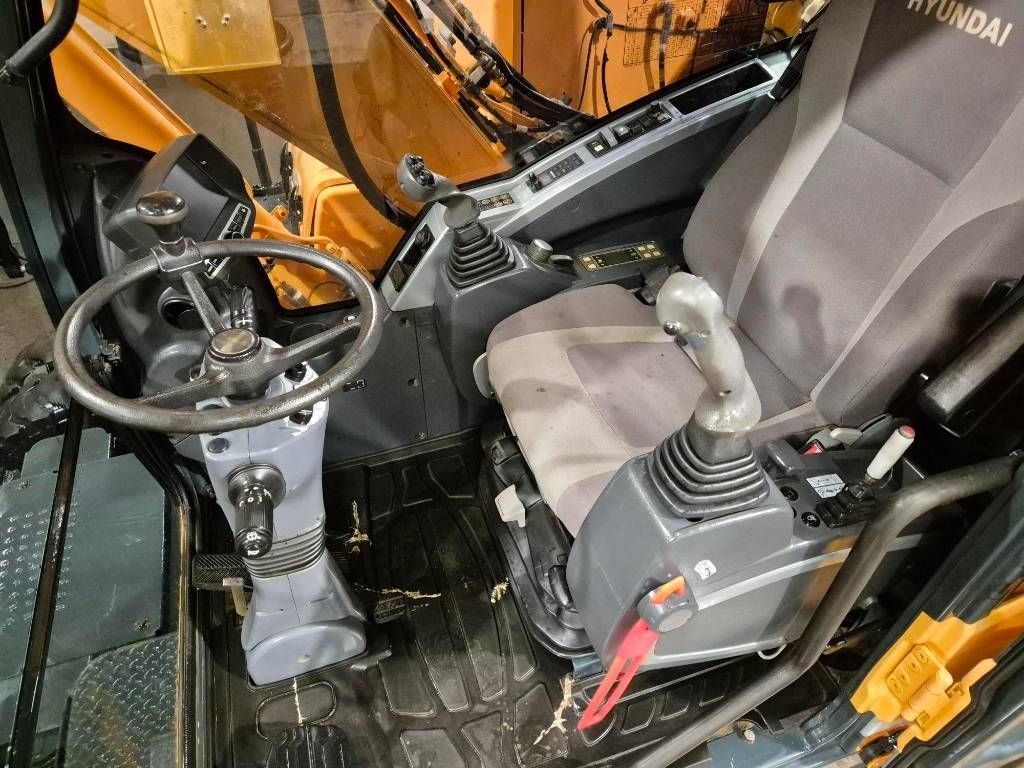 hyundai-r-140-w-9a,cd50e78b.jpg