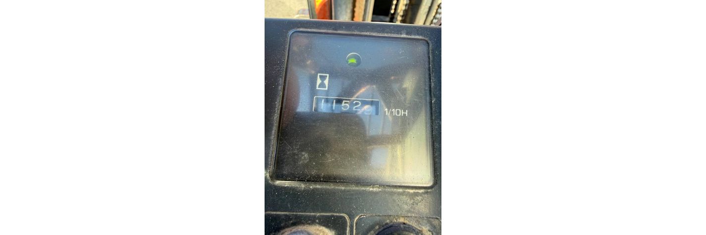 nissan-um01l15u,77a17357.jpg
