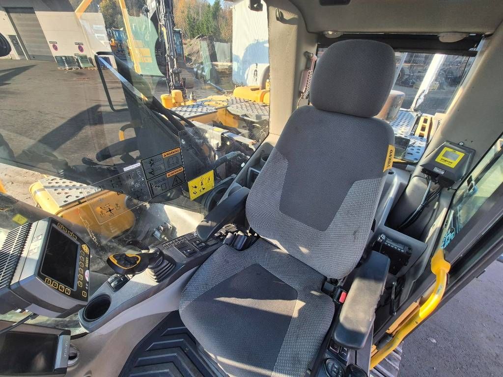 volvo-ec210cl,095e86a1.jpg