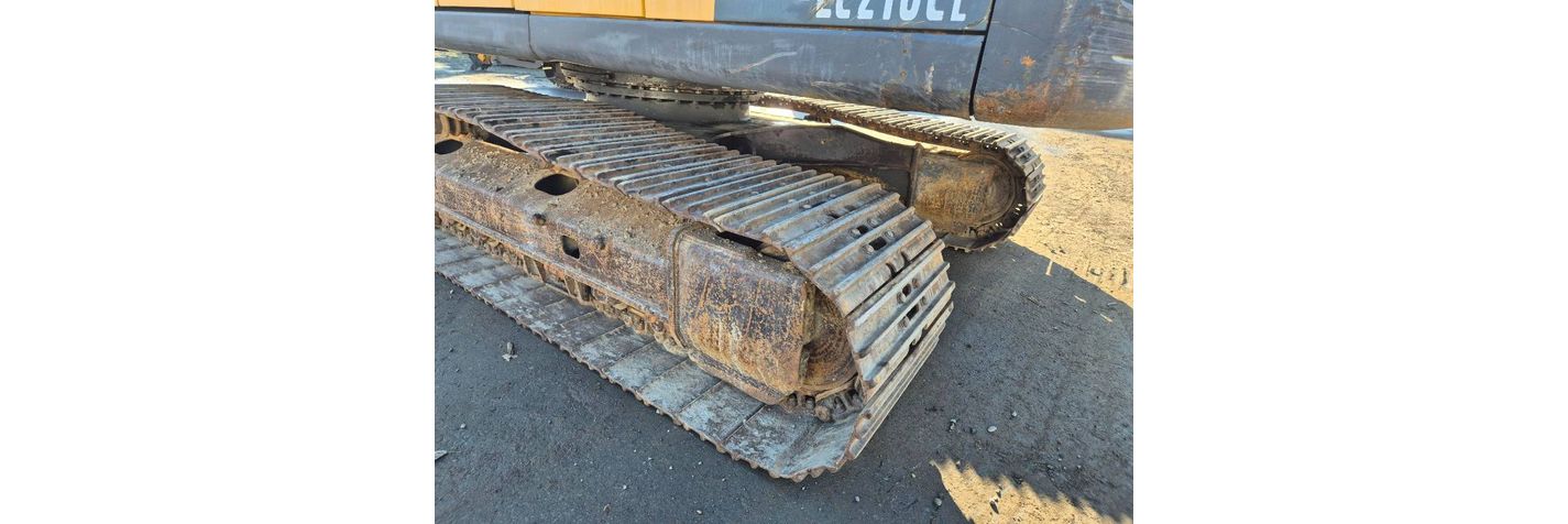 volvo-ec210cl,7b5d39dd.jpg