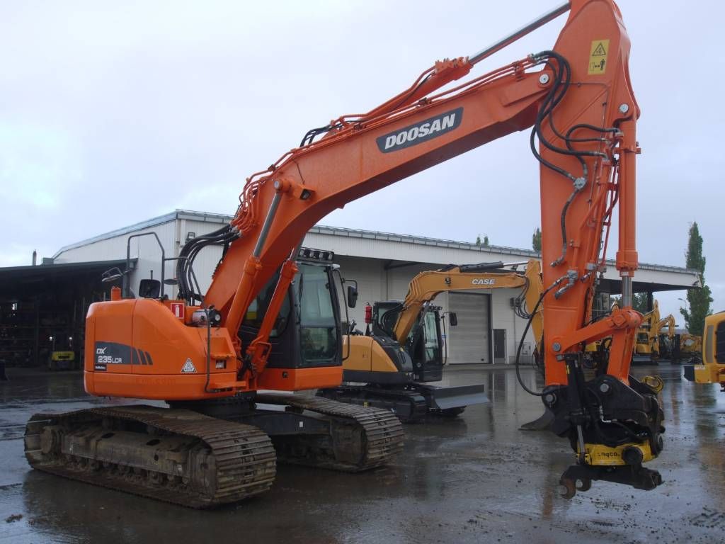 doosan-dx-235-lcr,695dd547.jpg