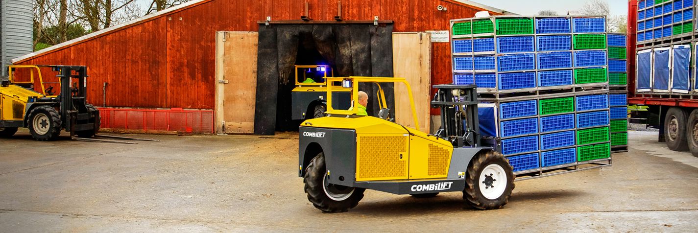 Maastotrukki Combilift Combi-RT (diesel, 1500 – 1600 kg)
